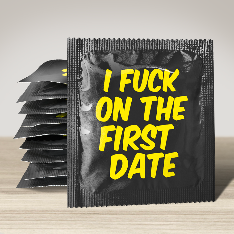 Image of funny condom "I Fuck On The First Date", 10 units