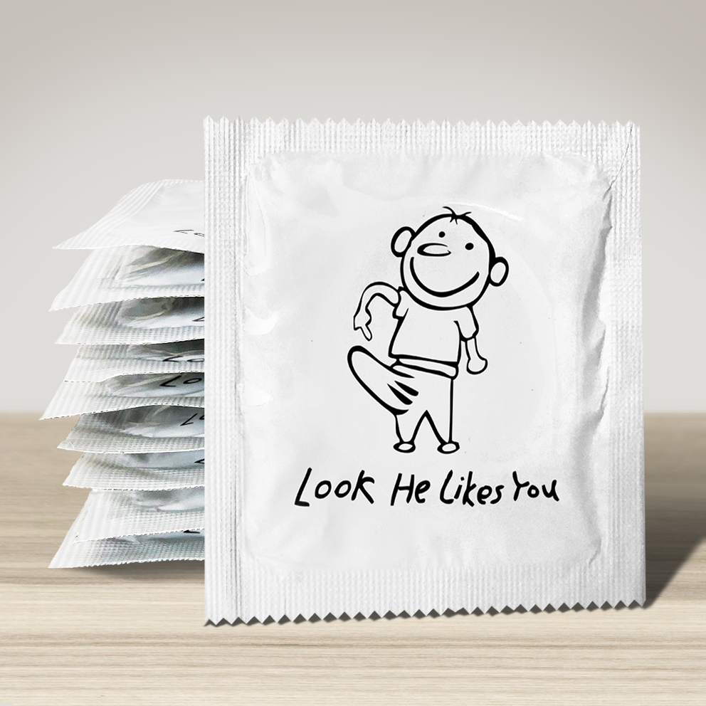 Image of funny condom "Look he likes you", 10 units